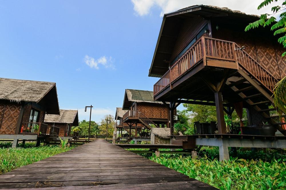 The Gemalai Village Pantai Cenang  Exterior photo